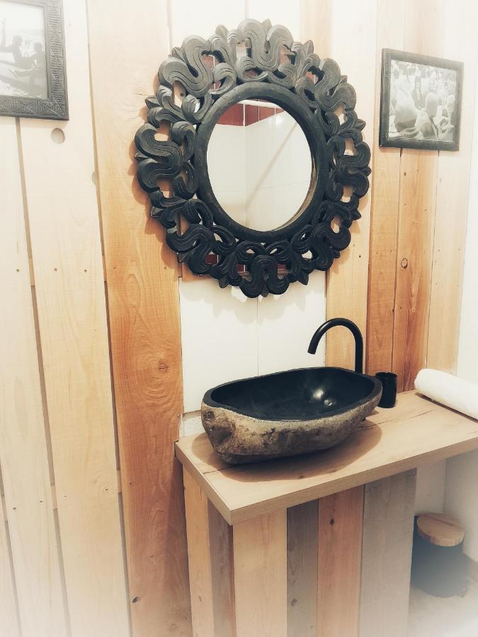 L'Échappée belle à l'Étang d'Anty -appartement Saint-Nabord Quarto foto