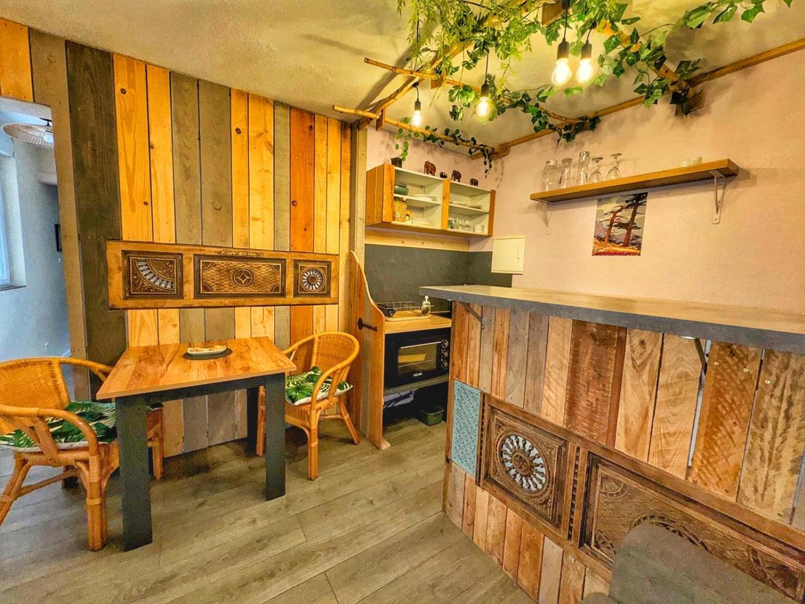 L'Échappée belle à l'Étang d'Anty -appartement Saint-Nabord Quarto foto