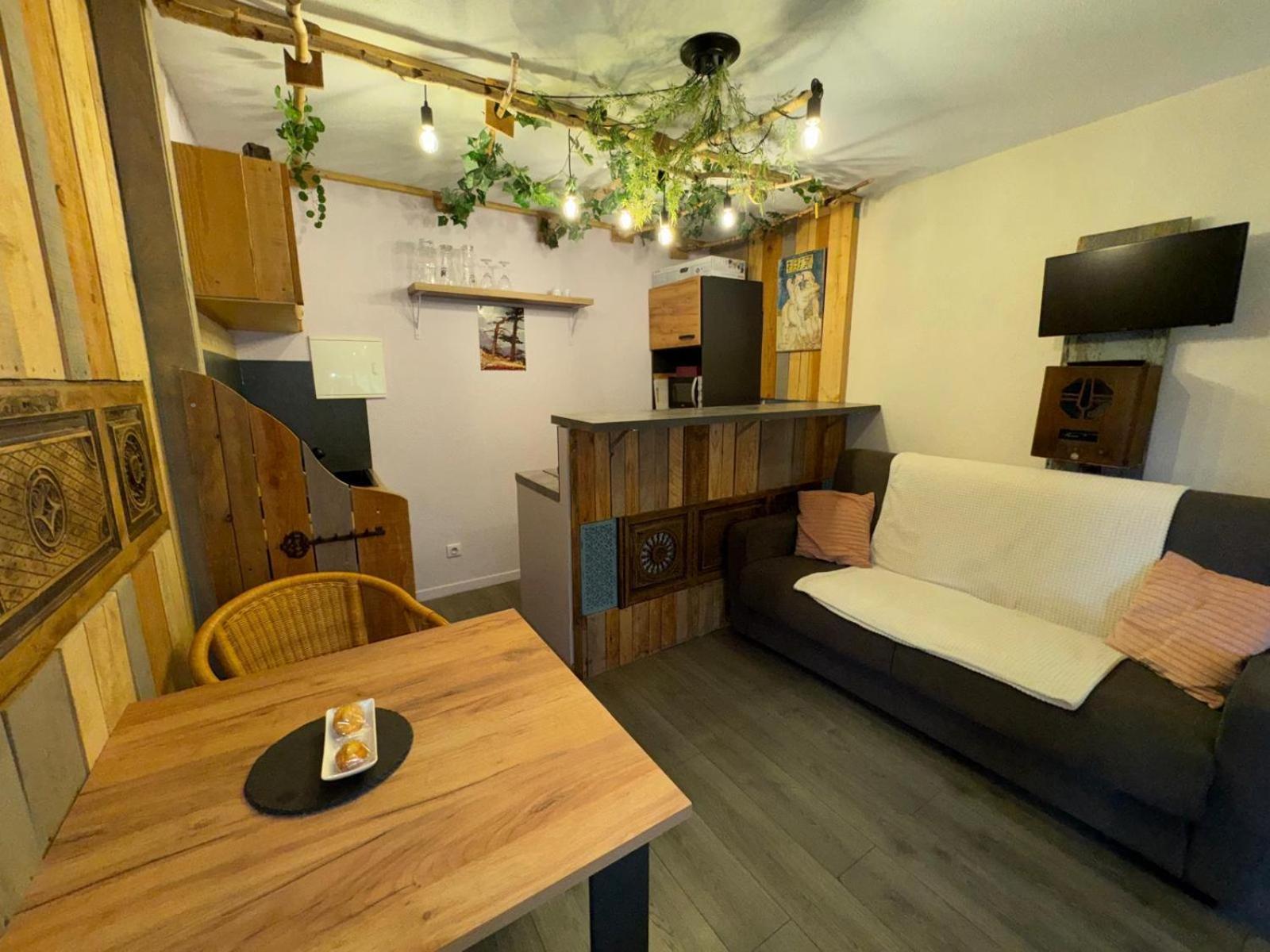 L'Échappée belle à l'Étang d'Anty -appartement Saint-Nabord Quarto foto